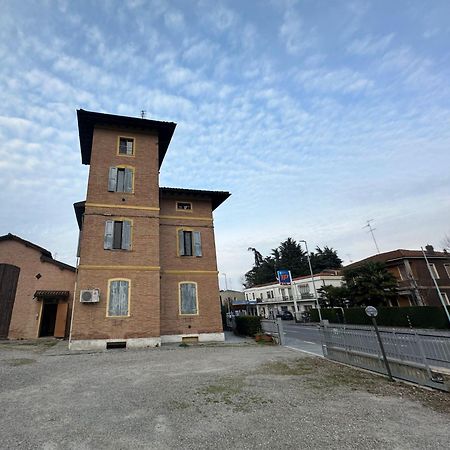 Suite Carlo - Modena Casinalbo エクステリア 写真